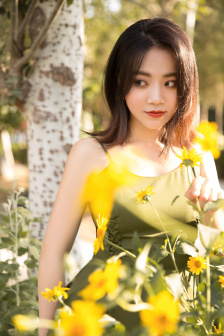 唐三被比比东喂药